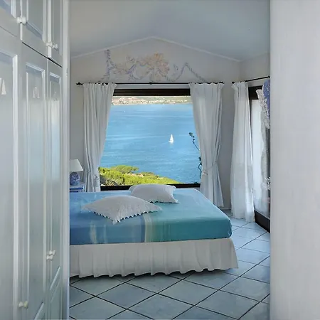 Pretty Lola In Sardinian *